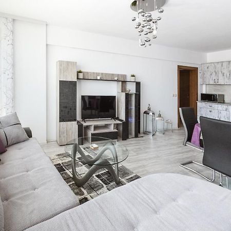 Next To Gondola. Cosy & Elegant 2 Bedroom Apartment In Neon Complex Bansko Eksteriør bilde